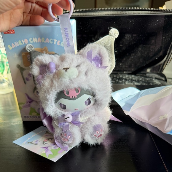 New Miniso Sanrio Surprise Fox Island Vinyl Face Kuromi Plushie - Picture 5 of 8
